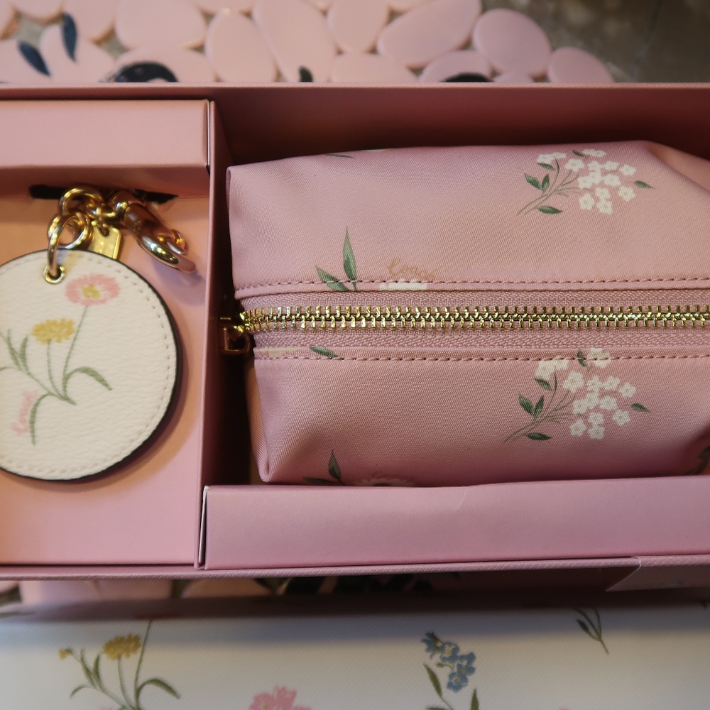 Coach F73078 TS Cosmetic pouch floral carnation - Picture 5 of 8